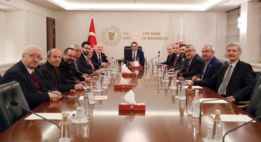 Türkiye Gazeteciler Konfederasyonu Genel Başkanı Nuri Kolaylı ve yönetim kurulu