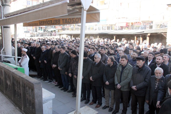Yozgat’ta uzun yıllar gazetecilik yapan ve daha sonra AK Parti