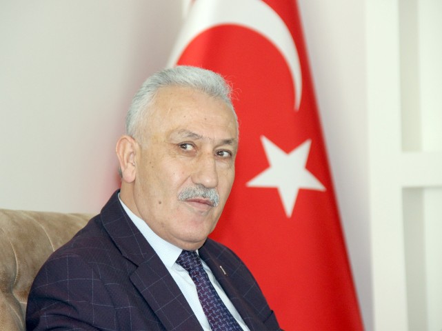 Hizmet-İş Sendikası Yozgat Şube Başkanı Hak-İş İl Başkanı Ferman Zararsız,