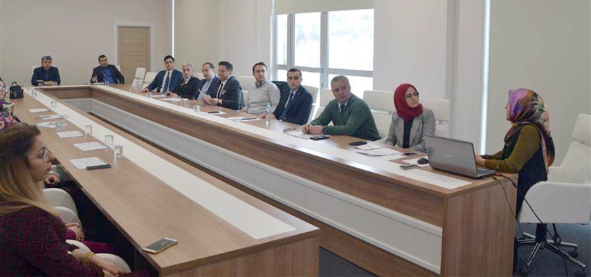 Acil Obstetrik Bakım gebeliğin başlangıcından doğum ve doğum sonrası ilk