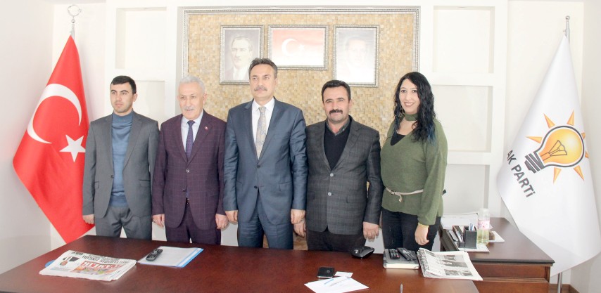 Hizmet-İş Sendikası Yozgat Şube Başkanı Ferman Zararsız, siyasi partilerden kadro