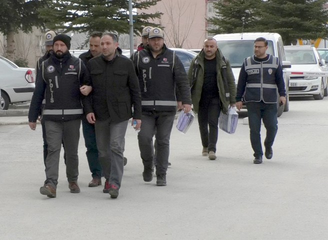 Yozgat merkezli 6 ilde Fetullahçı Terör Örgütü’ne (FETÖ) yönelik 2010’daki