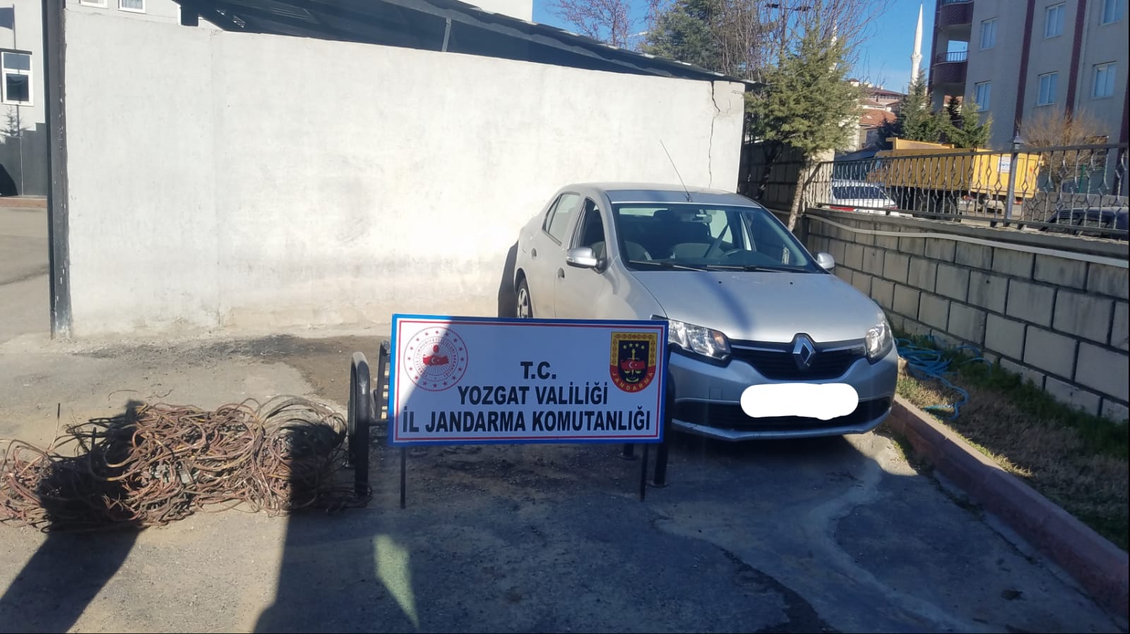 Tokat’ın Niksar ilçesi Direkli köyünde bulunan BOTAŞ doğalgaz tesislerinden çaldıkları