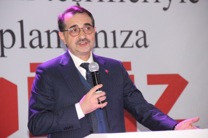 Enerji ve Tabii Kaynaklar Bakanı Fatih Dönmez, Yozgat’ta yaptığı açıklamada,