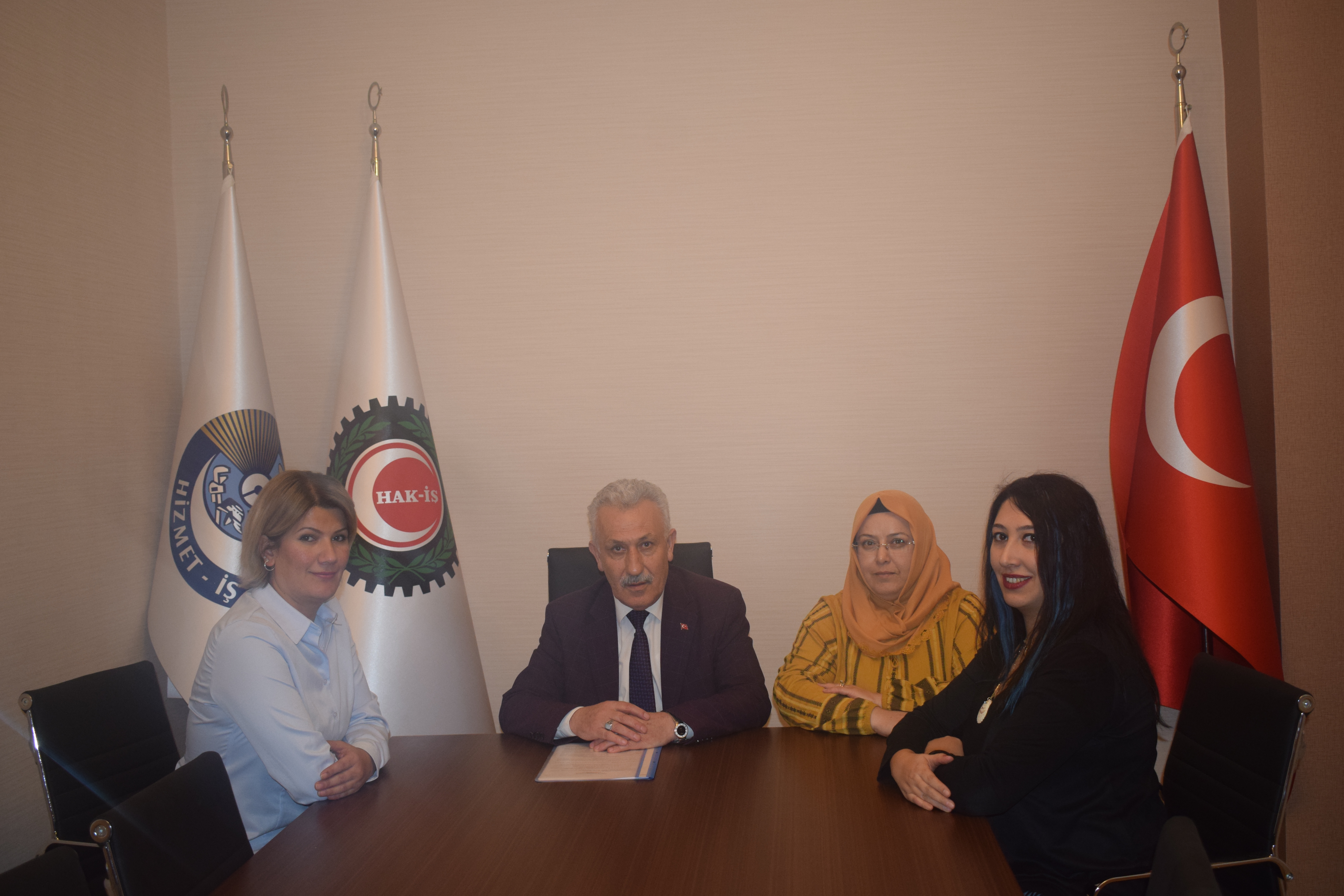 Hizmet-İş Sendikası Yozgat Şube Başkanı, Hak-İş İl Başkanı Ferman Zararsız,