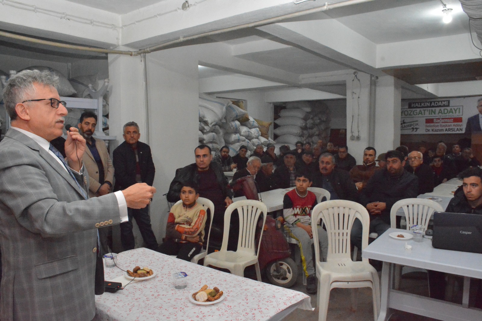 Bağımsız belediye başkan adayı Dr. Kazım Arslan’a her geçen gün