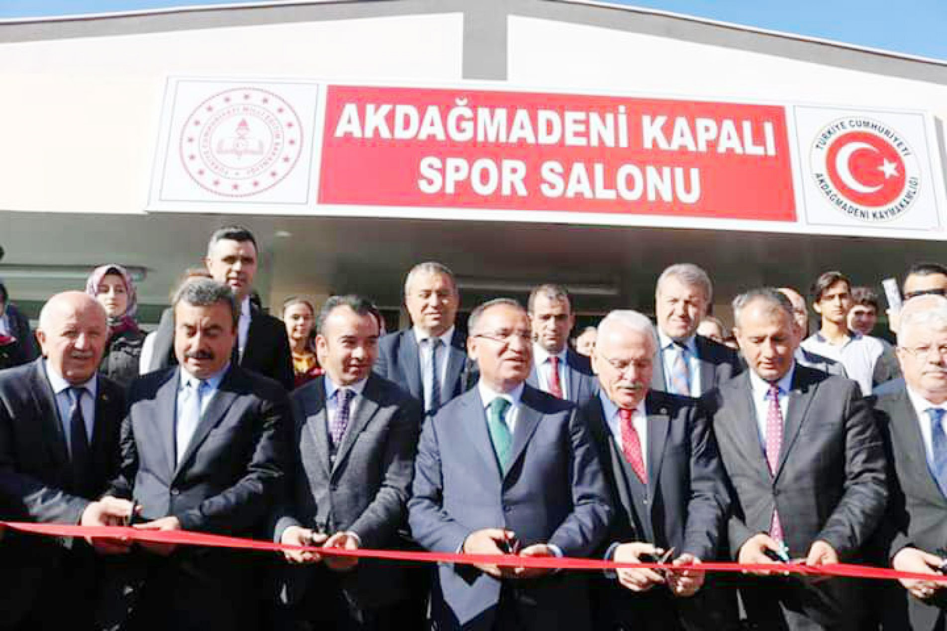 Anayasa Komisyon Başkanı ve Yozgat Milletvekili Bekir Bozdağ´ın katılımıyla Akdağmadeni
