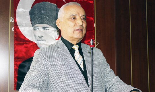 Atatürkçü Düşünce Derneği Başkanı Yakup Arslan, 8 Mart Dünya Kadınlar