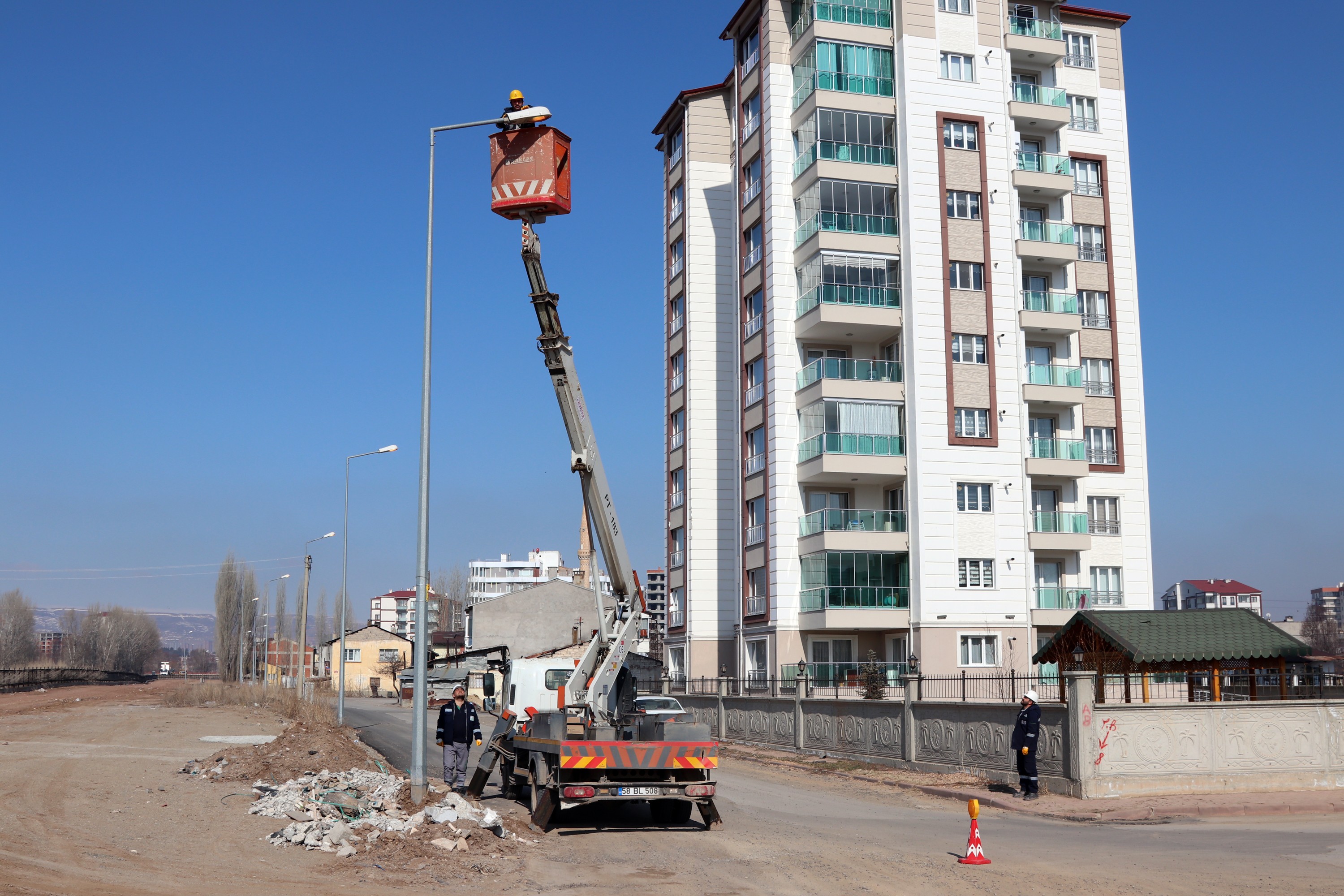 Sivas, Tokat ve Yozgat’ta elektrik dağıtım hizmeti sağlayan Çamlıbel Elektrik