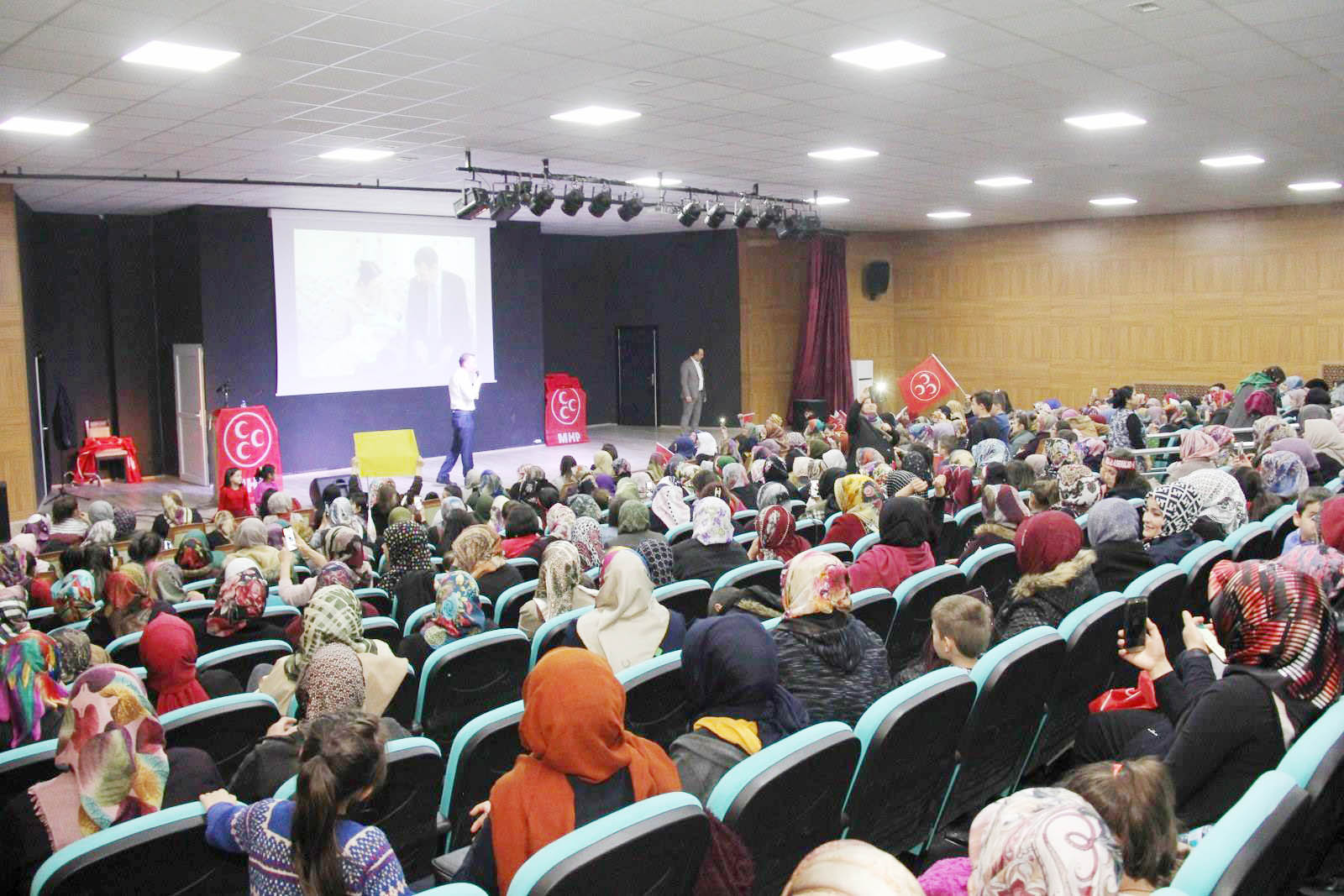 Sarıkaya Belediye Başkanı ve Milliyetçi Hareket Partisi Sarıkaya Belediye Başkan