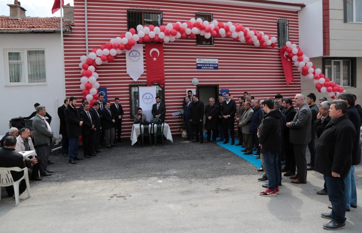 Yozgat’ta Mali Müşavirlik yapan İş İnsanı Selahattin Şenliler tarafından Yozgat