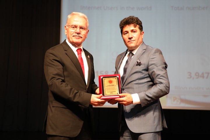 Yozgat Büzük Üniversitesi İletişim Fakültesi Medya Topluluğu organizasyonuyla "Pazarlama İletişim