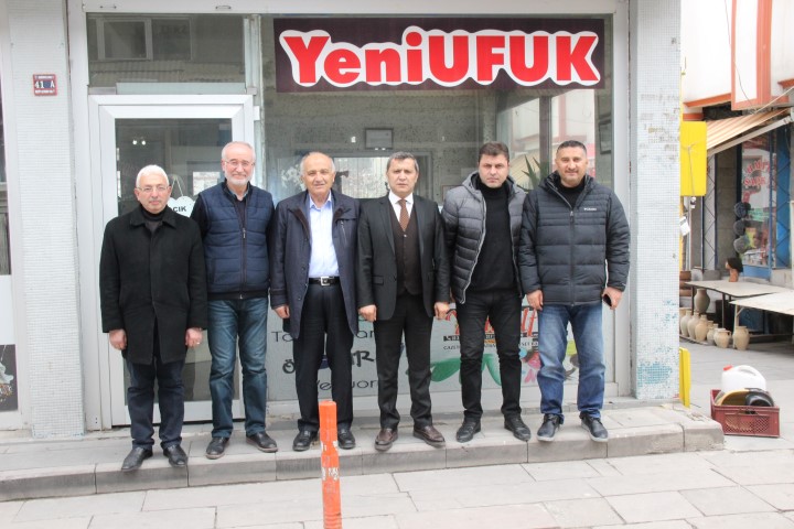 AK Parti Yozgat eski Milletvekili Mehmet Çiçek, beraberinde AK Parti’de