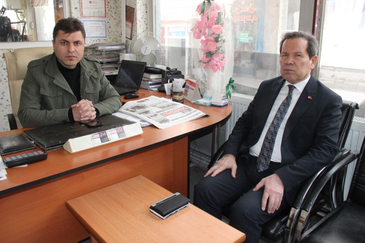 Yozgat Vali Yardımcısı Şükrü Çakır, gazetemiz Yeniufuk’u 23. Kuruluş Yıldönümü