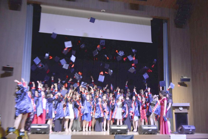 Yozgat’ta eğitim alanındaki başarısıyla adından söz ettiren AYÇ Okulları mezuniyet