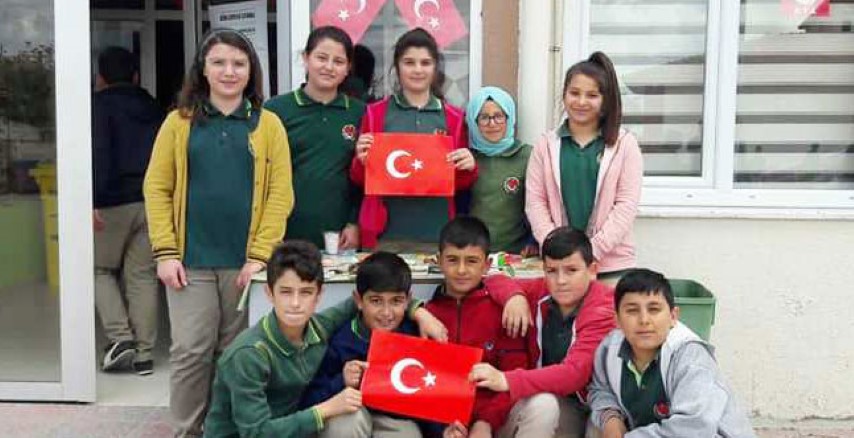 Boğazlıyan Şehit Lokman Dargın İmam Hatip Ortaokulu 6-B sınıfı öğrencileri,