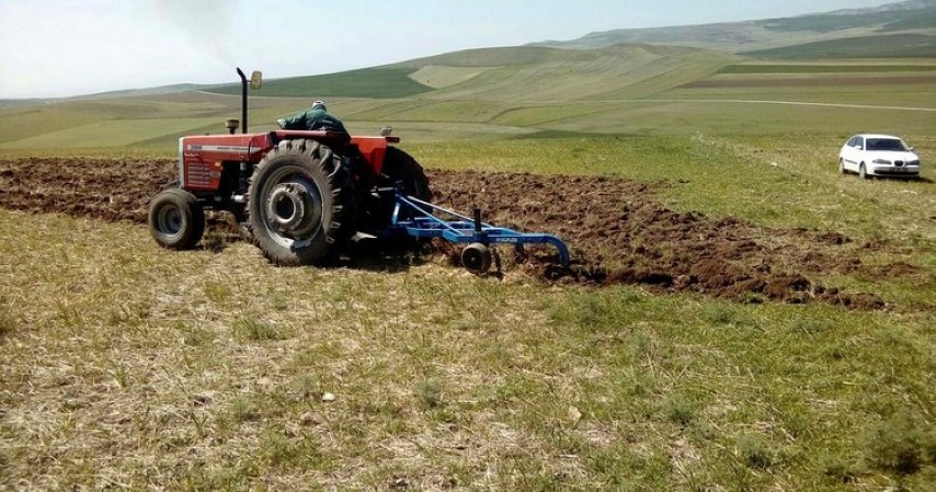 Türkiye’nin tahıl ambarı olarak bilinen illerin başında gelen Yozgat’ta çiftçiler,