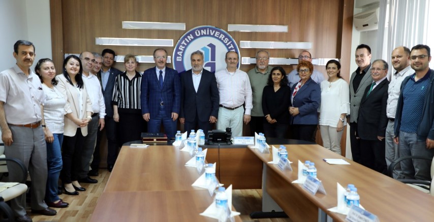 Bartın Üniversitesi Rektörü Prof. Dr. Orhan Uzun ve senato üyeleri