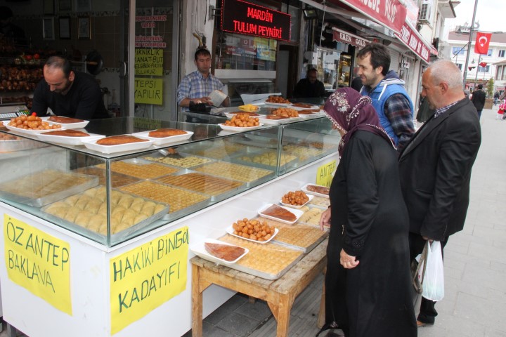 Yozgat'ta Meydan yerinde bulunan lokantalar, Ramazan ayında yemek yerine bir