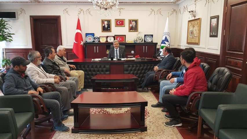 Yozgat’ta faaliyetini sürdüren YOYŞED Derneği ve YOFSAD yönetim kurulu üyeleri