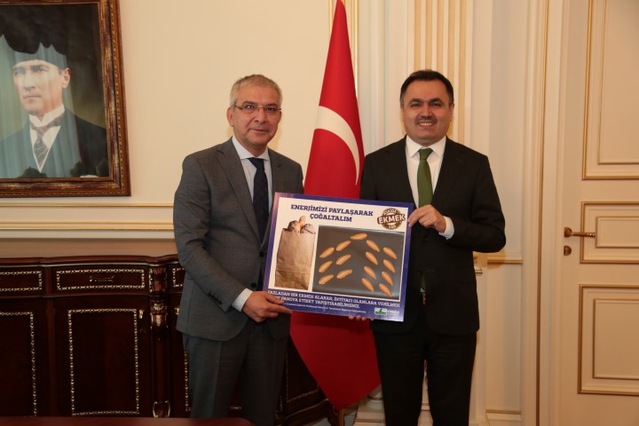 Yozgat Valisi Kadir Çakır’ı ziyaret eden CK Enerji Çamlıbel Elektrik