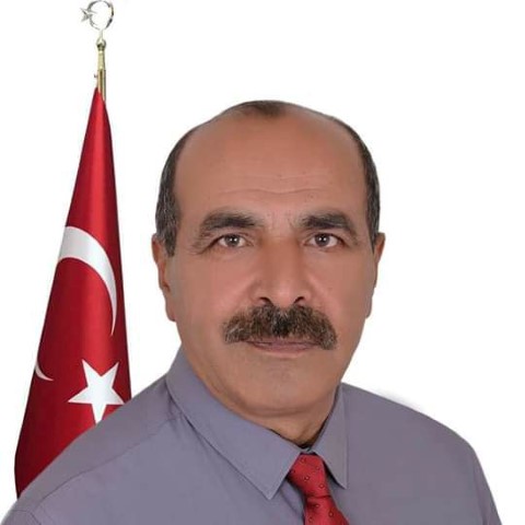 Çayıralan Belediye Başkanı Ömer Codar, belediyenin borçlarını ve alacaklarını afiş