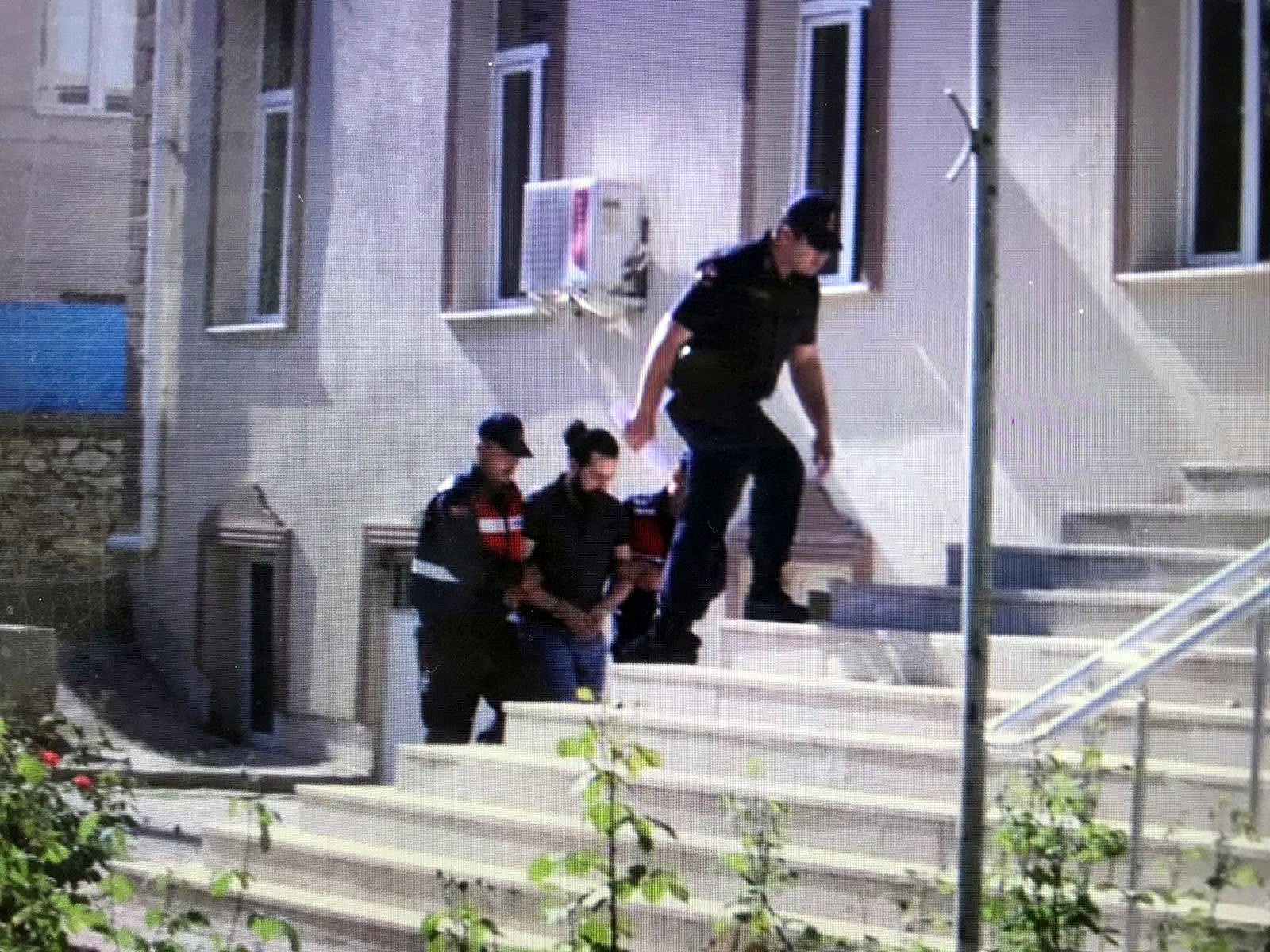 Fetullahçı Terör Örgütü/Paralel Devlet Yapılanması kapsamında hakkında yakalama kararı bulunan