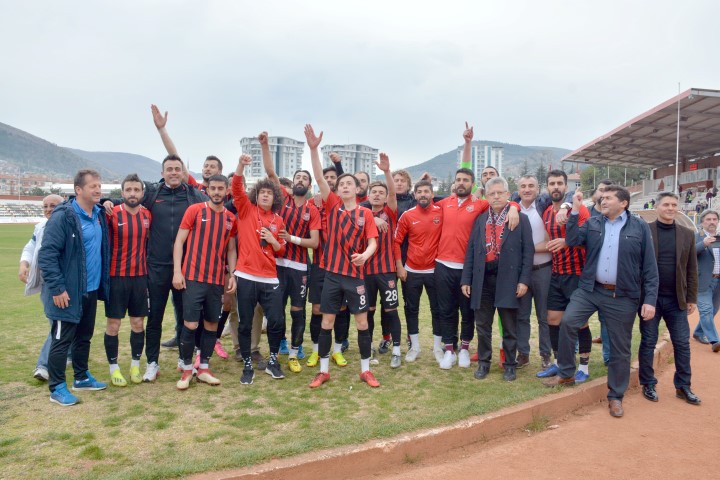 TFF 3. Lig yeni takımlarından Yozgatspor 1959 FK yönetimi, takımın