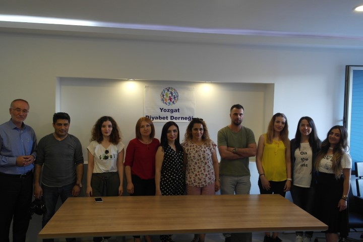 Yozgat Diyabet Derneği yönetim kurulu üyeleri, kuruluşlarının ilk altı ayında