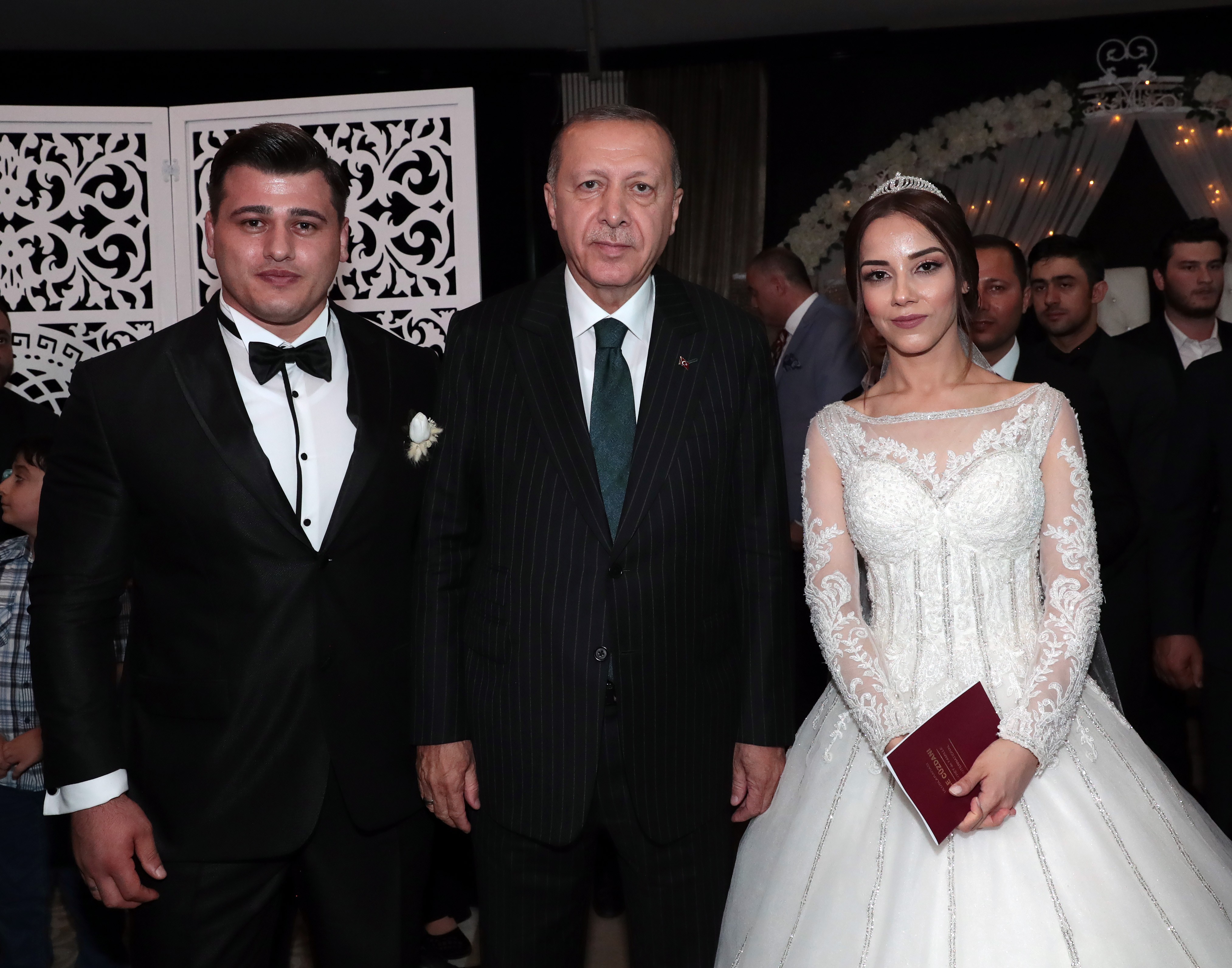 Milli güreşçi Rıza Kayaalp, Cumhurbaşkanı Recep Tayyip Erdoğan'ın nikah şahitliğini