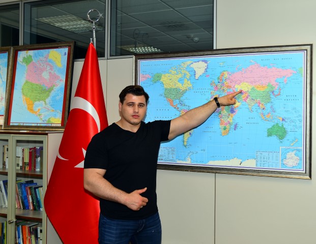 Astana’da düzenlenecek Dünya Güreş Şampiyonası’nda altın madalya kazanmak isteyen Rıza