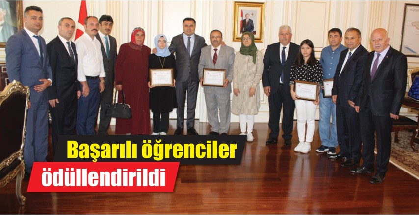 Yozgat Valisi Kadir Çakır, Liselere Geçiş Sınavına (LGS) giren ve