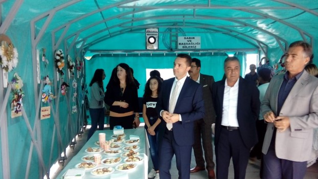 Boğazlıyan ilçesinde anne çocuk işbirliği ile gerçekleştirilen el sanatları sergisi