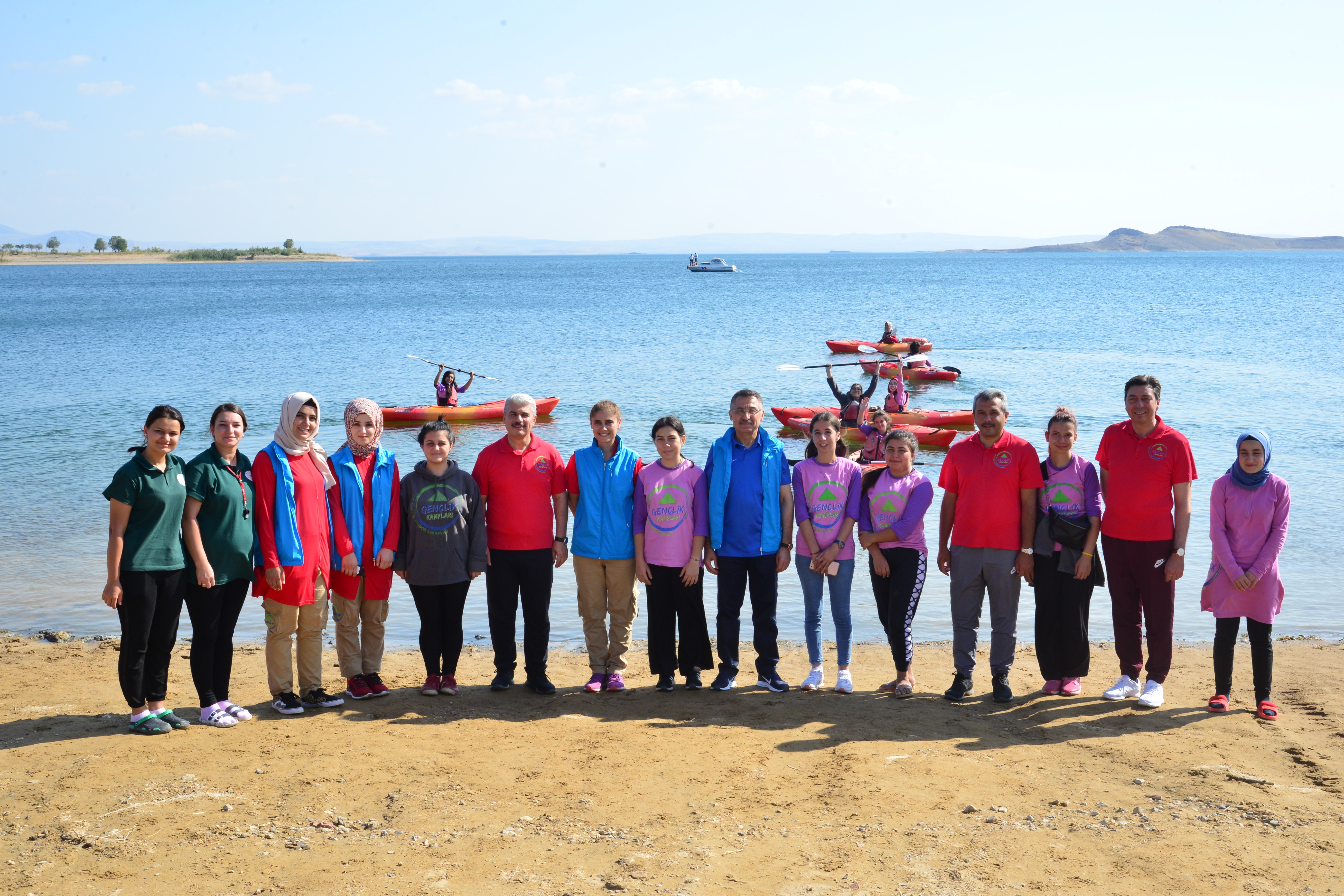 Cumhurbaşkanı Yardımcısı Fuat Oktay, Kırşehir’in Kaman ilçesinde yer alan Ahi