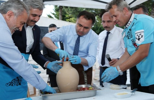 20. Uluslararası Sürmeli Festivali’nin son gününde Yozgat Valisi Kadir Çakır,