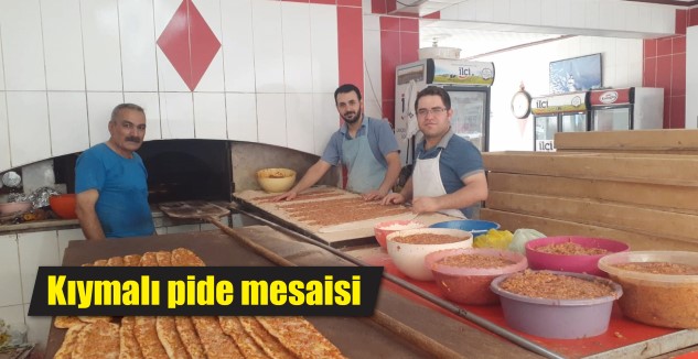Yozgat'ın kıymalı pidesiyle ünlü ilçesi olan Yerköy'de pide fırınlarında kıymalı