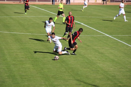 Kırmızı Siyahlı ekip, önce Ziraat Türkiye Kupası mücadelesinde Göztepespor’a ardından