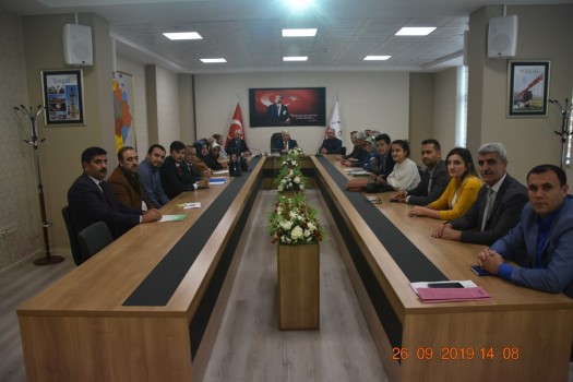 Rehberlik hizmetleri il danışma komisyonu il ve ilçelerde gerçekleştirilmesi düşünülen