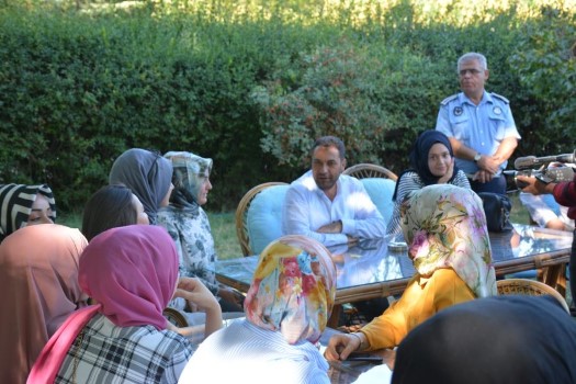 Sorgun Belediye Başkanı Erkut Ekinci, üniversite öğrencileri ile buluştu. Dutluk