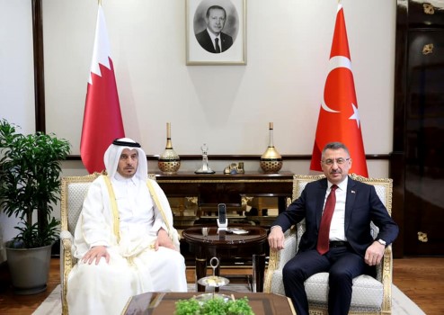 Cumhurbaşkanı Yardımcısı Fuat Oktay, Katar Başbakanı El Sani ile görüştü.