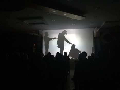 Uzunlu Belediyesi, kültür ve sanat etkinlikleri kapsamında Replikart Sahne Sanatları