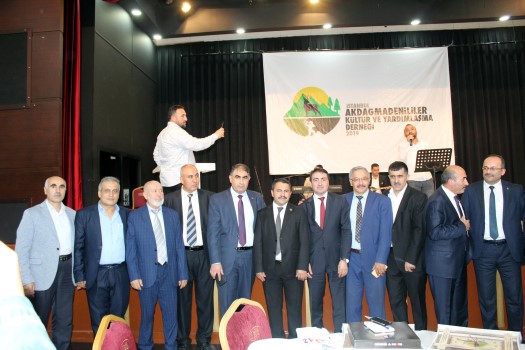 İstanbul Akdağmadenliler Kültür ve Yardımlaşma Derneği düzenlenen geniş katılımlı bir