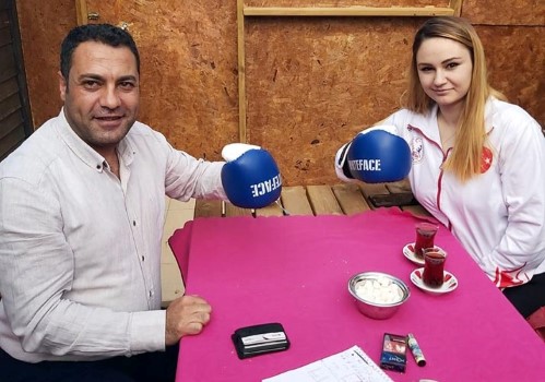 Milli Sporcu Şeyma Nur Akdemir, Sorgun Belediye Başkanı Erkut Ekinci’yi