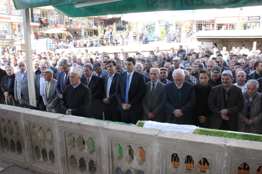 Yozgat’ta uzun süre Makine Mühendisleri Odası Başkanlığı yapan ve Düşünceli