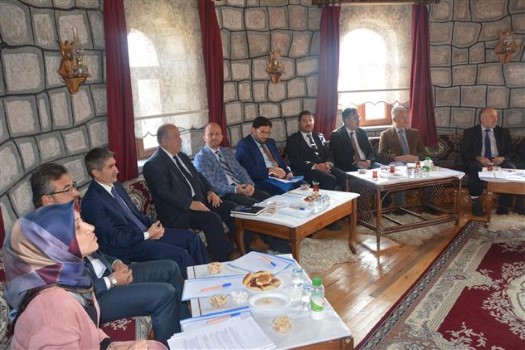 Çekerek ilçe Müftülüğünün ev sahipliğinde gerçekleştirilen İlçe Müftüler toplantısı yapıldı.