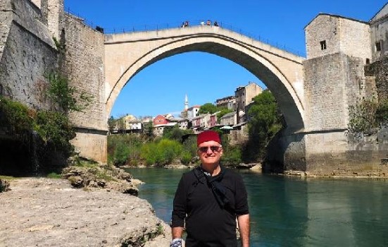 Yozgat’ta yaşayan emekli memur Oktay Yıldırım (53), fotoğraf tutkusu nedeniyle