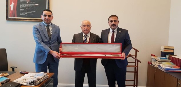 Çiçekdağı İlçe Kaymakamı Orhan Gazi Karakaş ve Belediye Başkanı Hasan