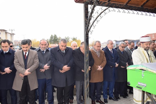 Milliyetçi Hareket Partisi (MHP) Genel Başkan Yardımcısı Sadir Durmaz’ın, kayınvalidesi