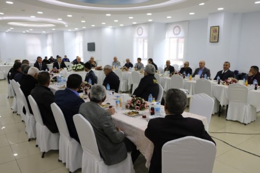 Yozgat'ta mahalle muhtarlarıyla bir araya gelen Yozgat il Emniyet Müdürü