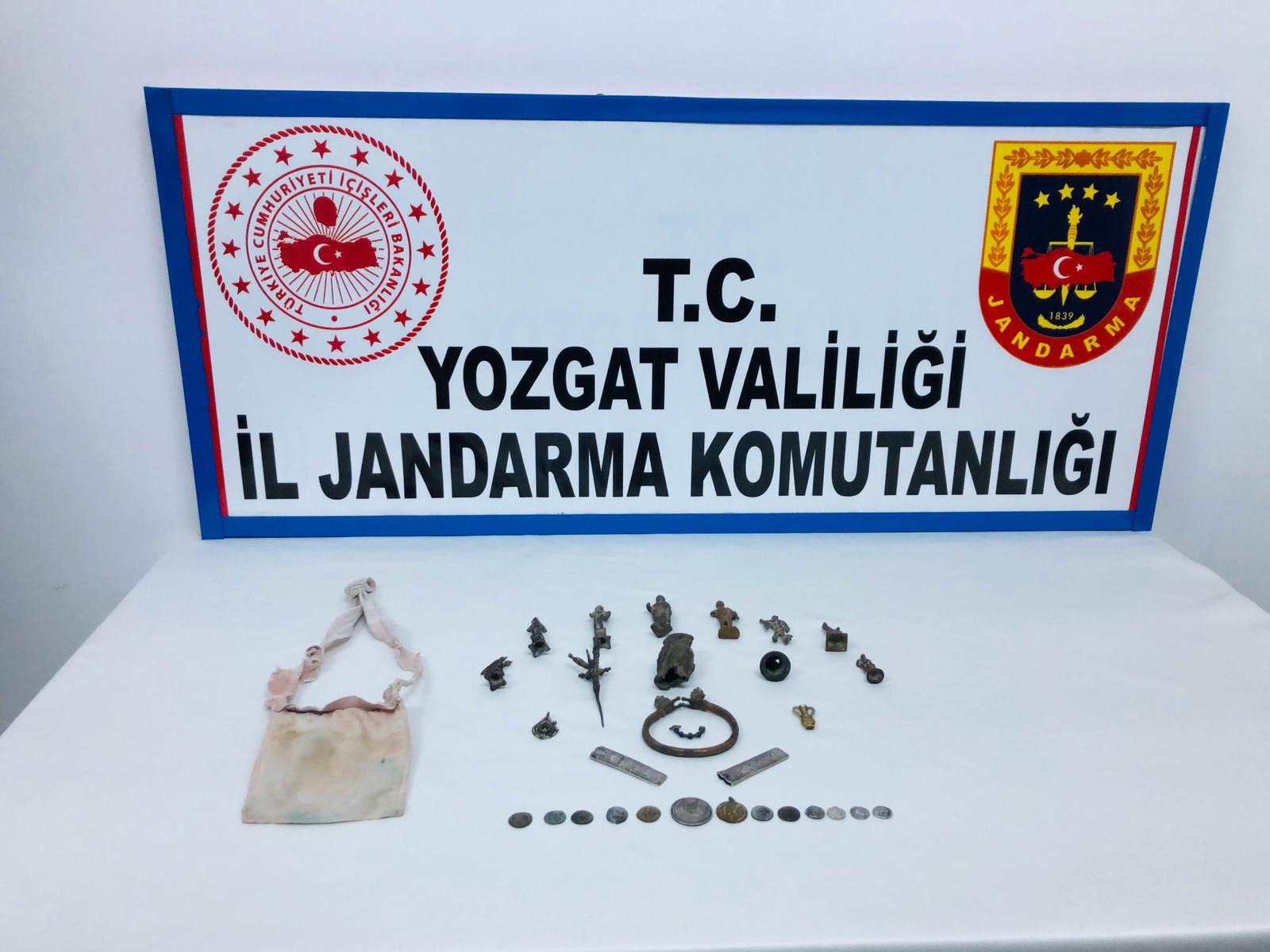 Yozgat İl Jandarma Komutanlığı ekipleri tarafından yapılan operasyonda 2500 yıllık